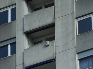 Balkon mit unbekanntem Grät