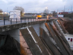 Stauchlappe vom Chraftwerch Wettige 2015-11-26